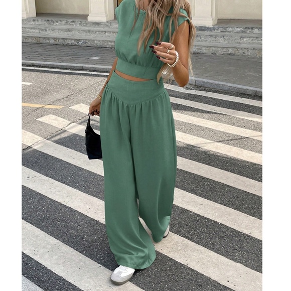 Solid Tie Back Scoop Neck Crop Top Wide Leg Pants Set - Picture 6 of 8
